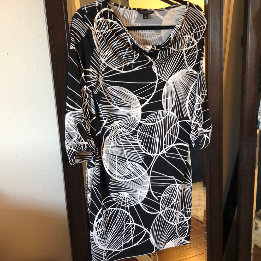 Banana Republic Black/Cream 3/4 sleeve dress